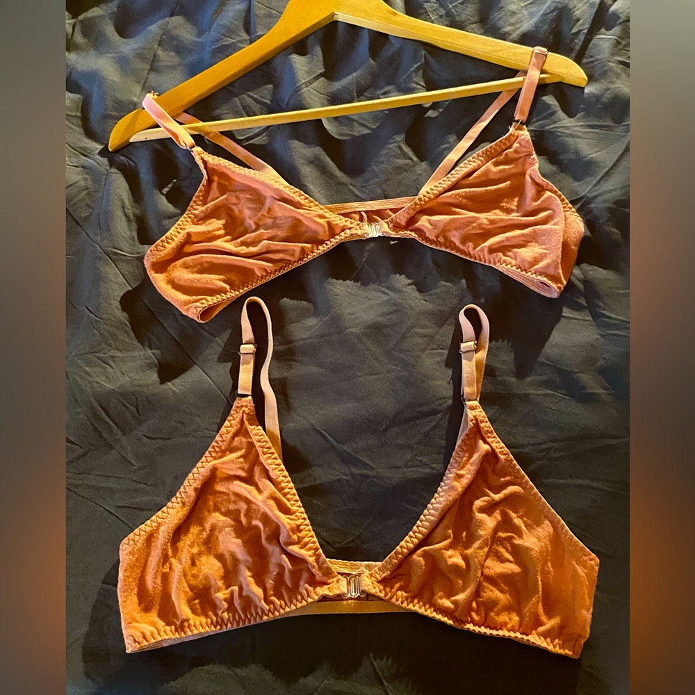 2 Sokloff bralettes